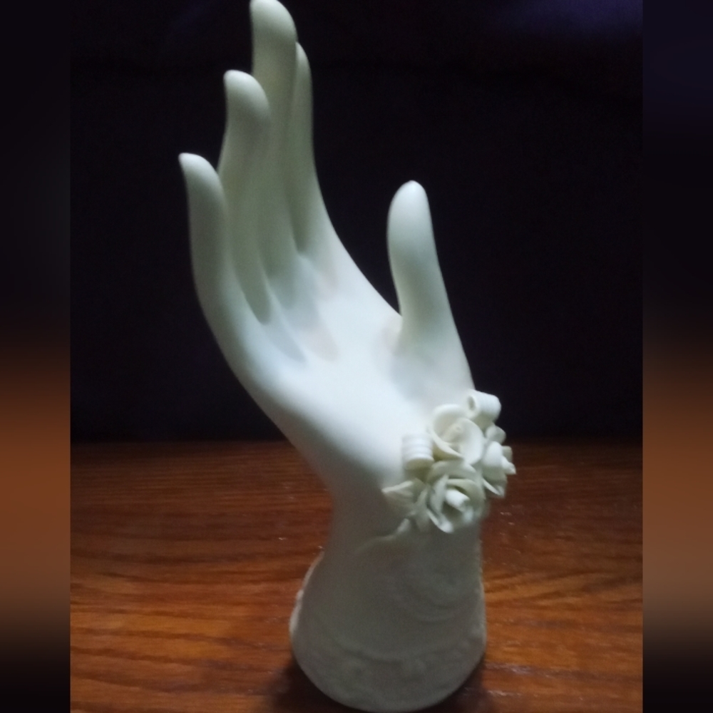 Vintage decor or ring holder